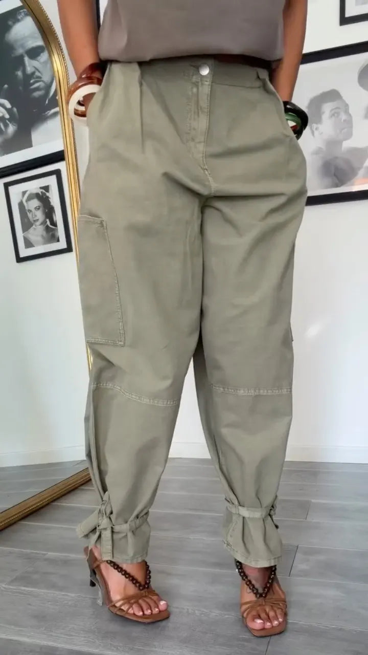 Sleeveless Crop Top & Cargo Jogger Pants Outfit