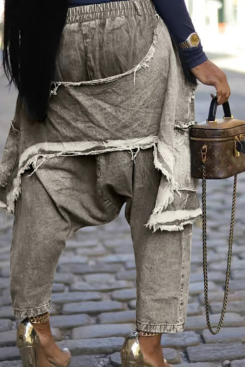Stylish Frayed Hem Drop-Crotch Jeans for Women