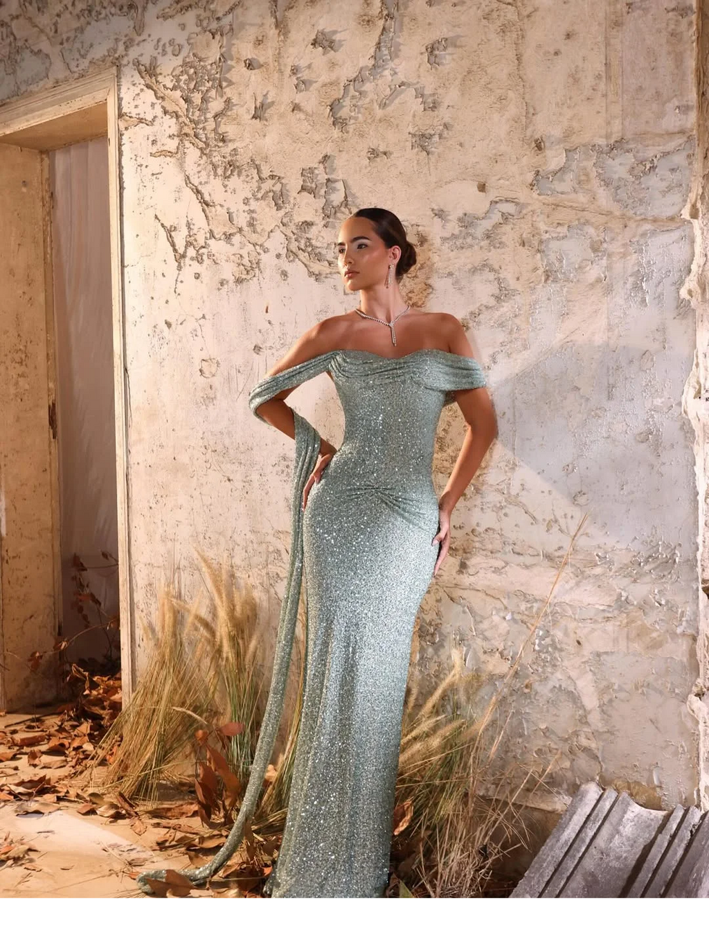 Off-The-Shoulder Strapless Sleeveless Long Pleated Mermaid Prom Dress With Sequins And Ruffle YK0709