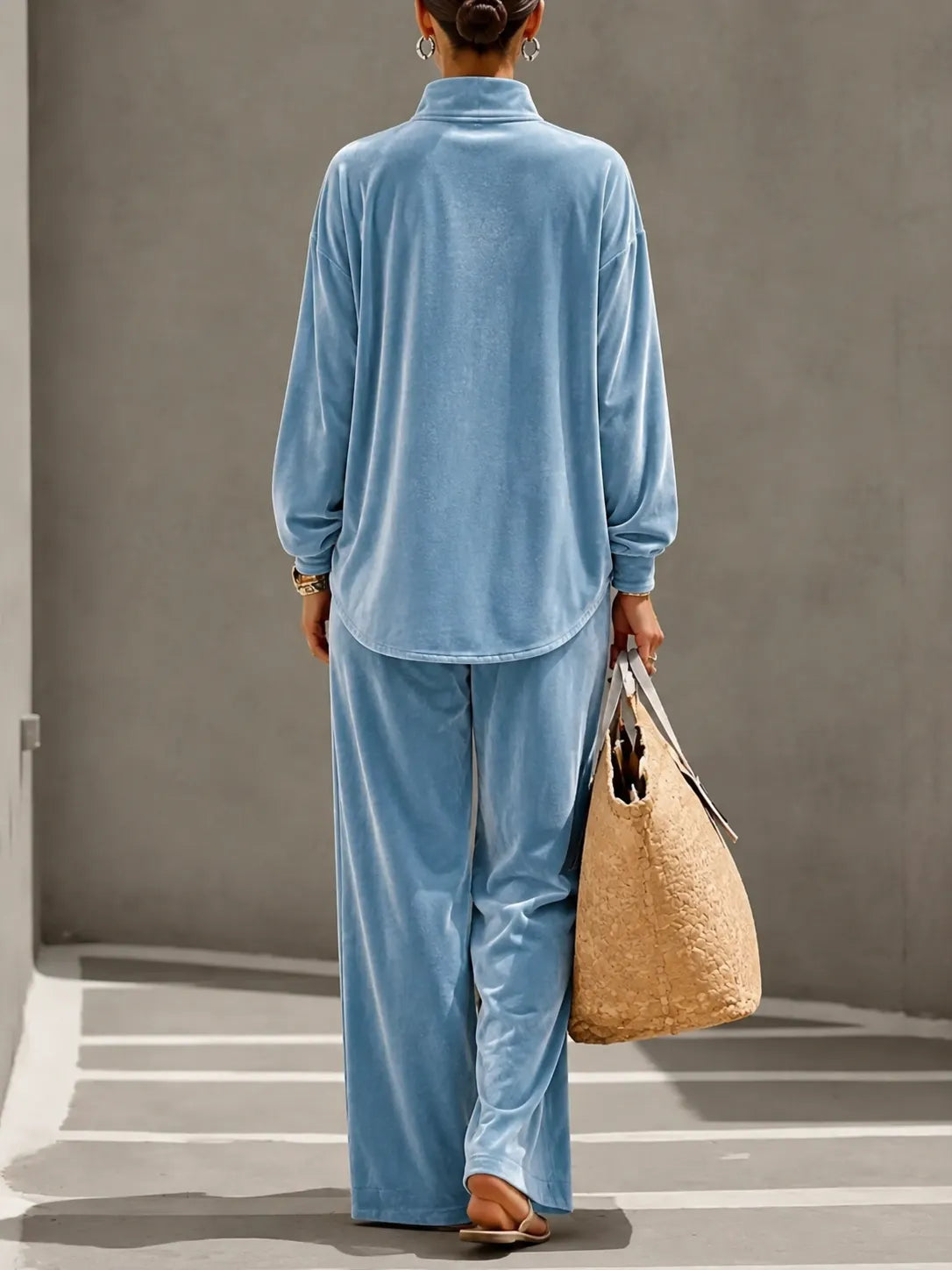 Loose And Cozy Velvet Two-piece Set (top And Pants)