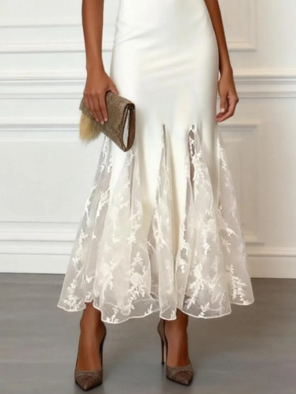 White Lace Boat Neck Sleeveless Mermaid Maxi Dress